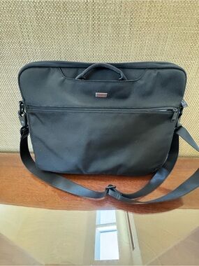 Tumi Black Nylon Laptop Messenger Bag with Shoulder Strap